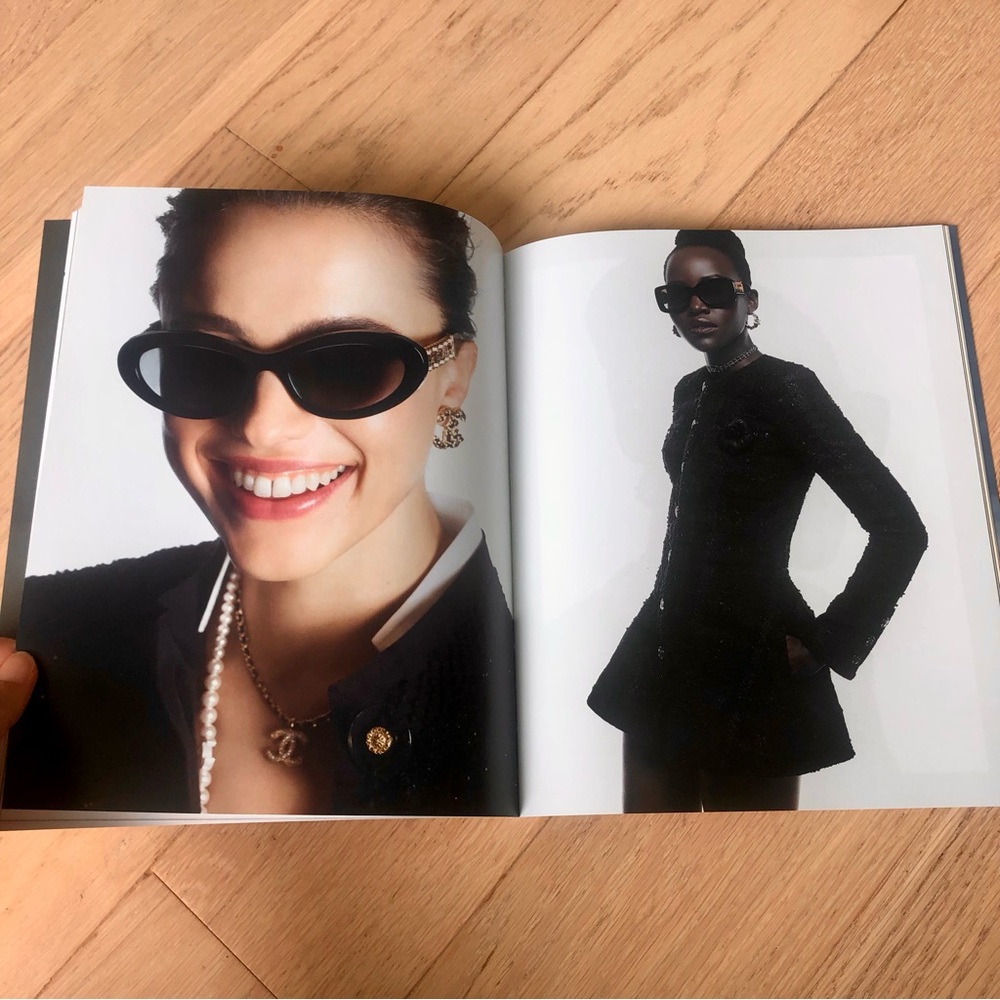 CHANEL magazines issues 26, 27, 28, 29 and posters - Picture 2 of 16